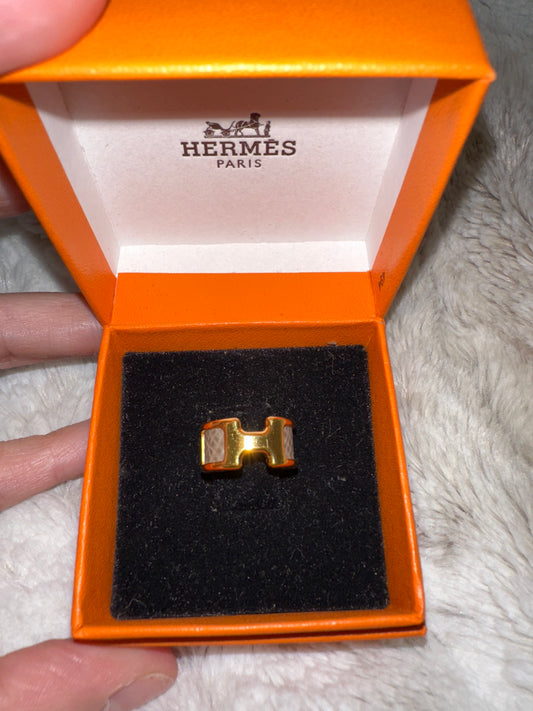 Authentic Pre-Owned Hermès Gold-Plated Ear Cuff with Étoupe Leather Accent