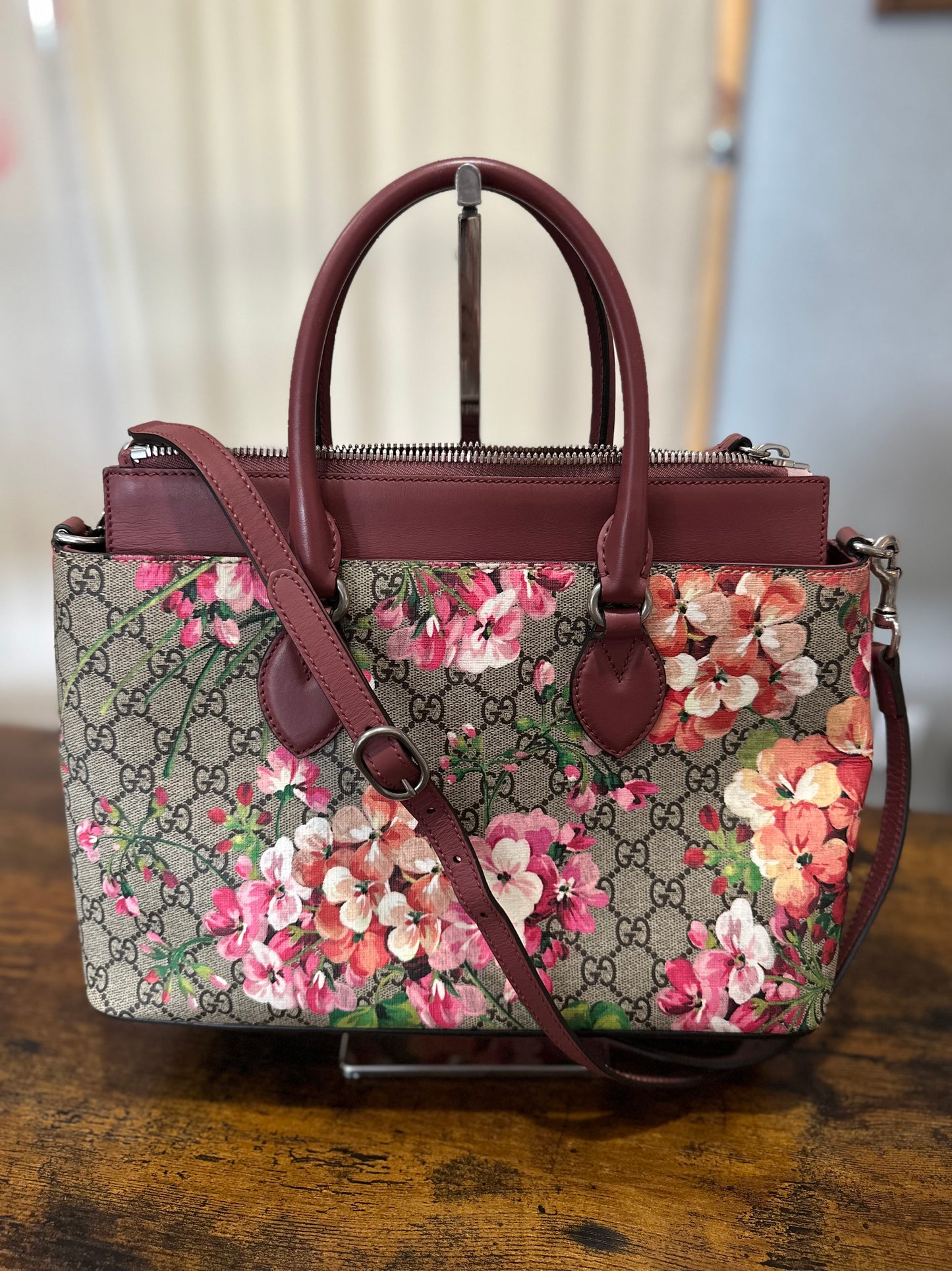 JT017 Pre-owned Gucci GG Blooms Floral Small Tote / Convertible Crossbody