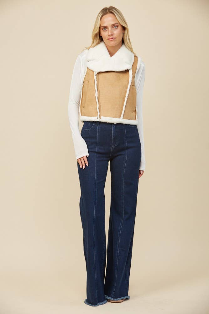 CONTRAST SHEARLING VEST