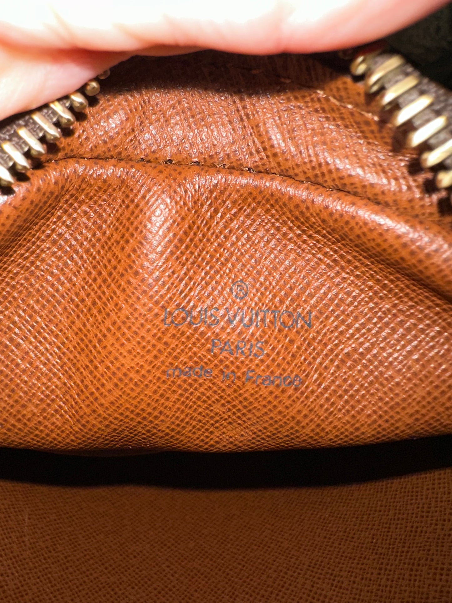 Pre-owned Louis Vuitton Danube crossbody