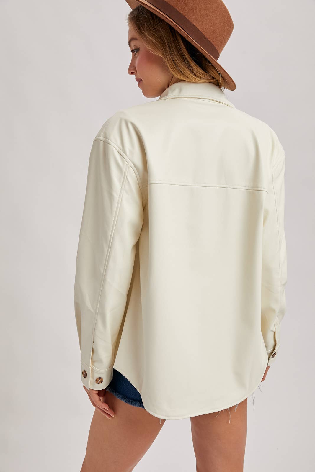 Bluivy - VEGAN LEATHER SHACKET: ECRU