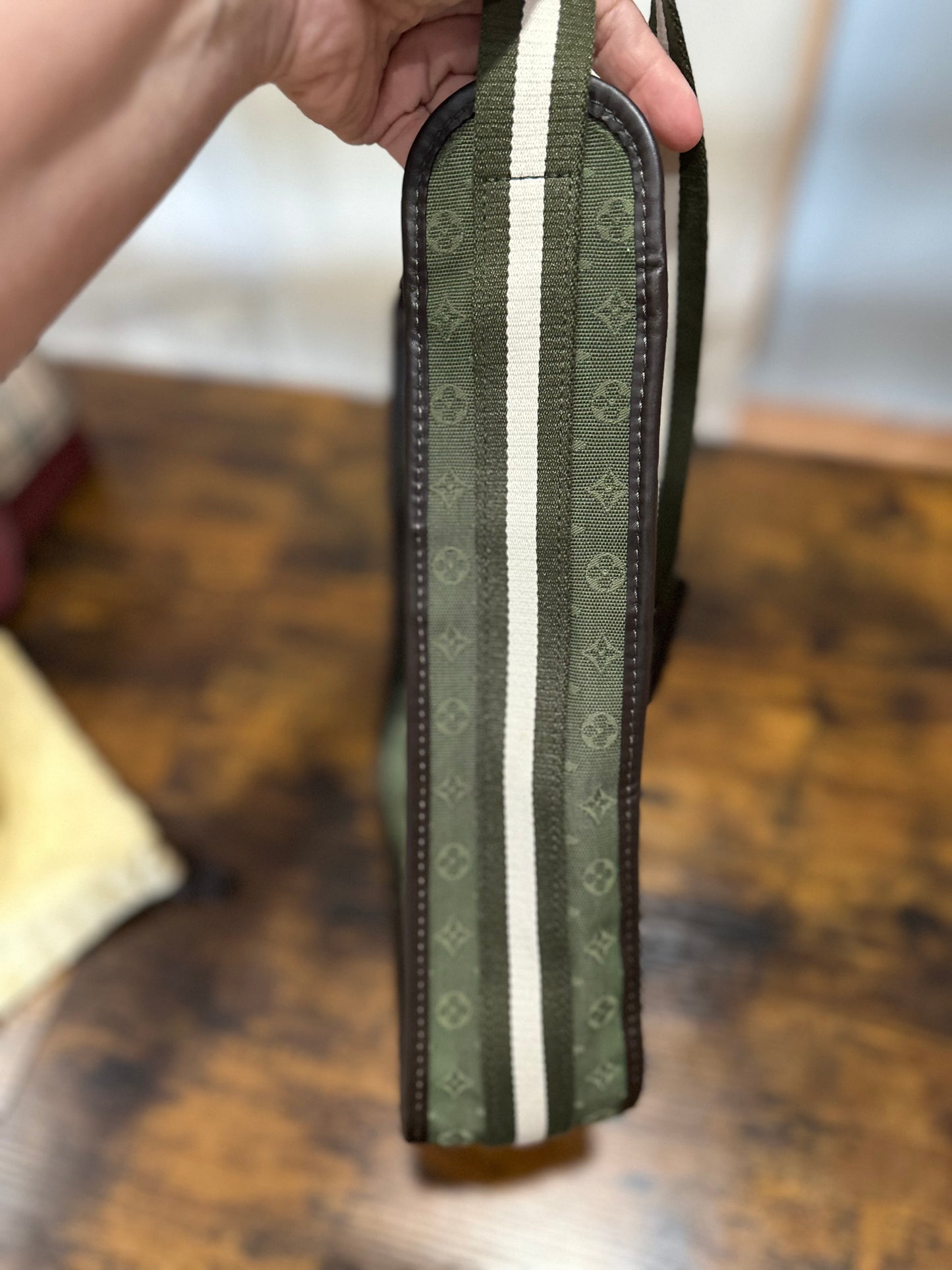 JT022 Preowned Vintage Louis Vuitton Mini Lin Lucille PM
