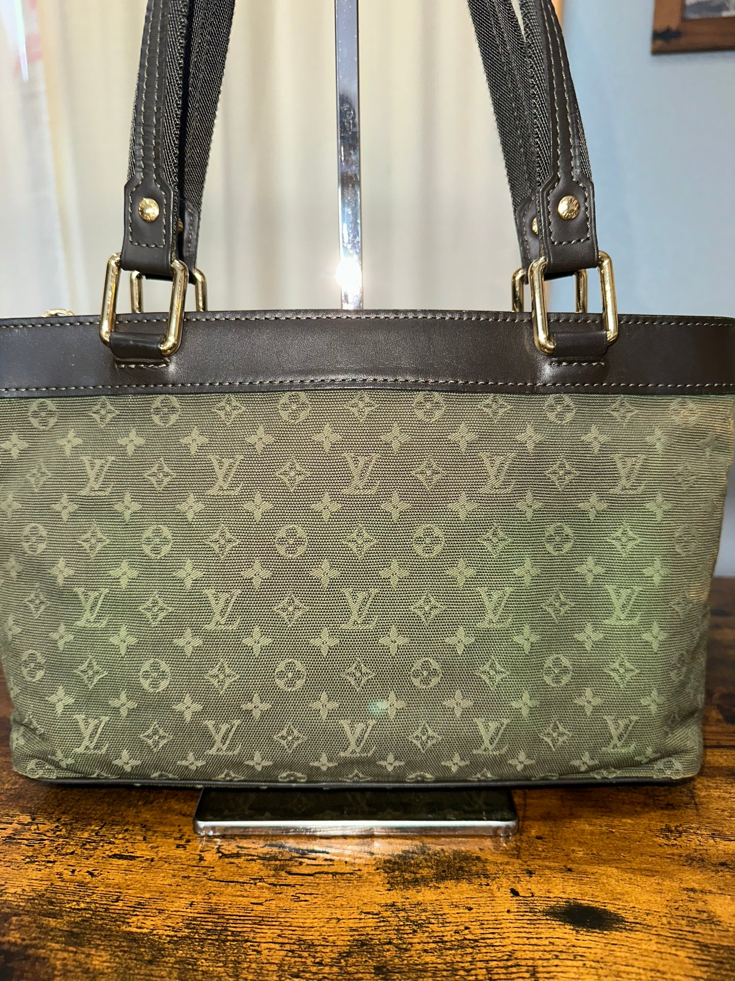 JT019 Preowned Louis Vuitton Mini Lin Tote