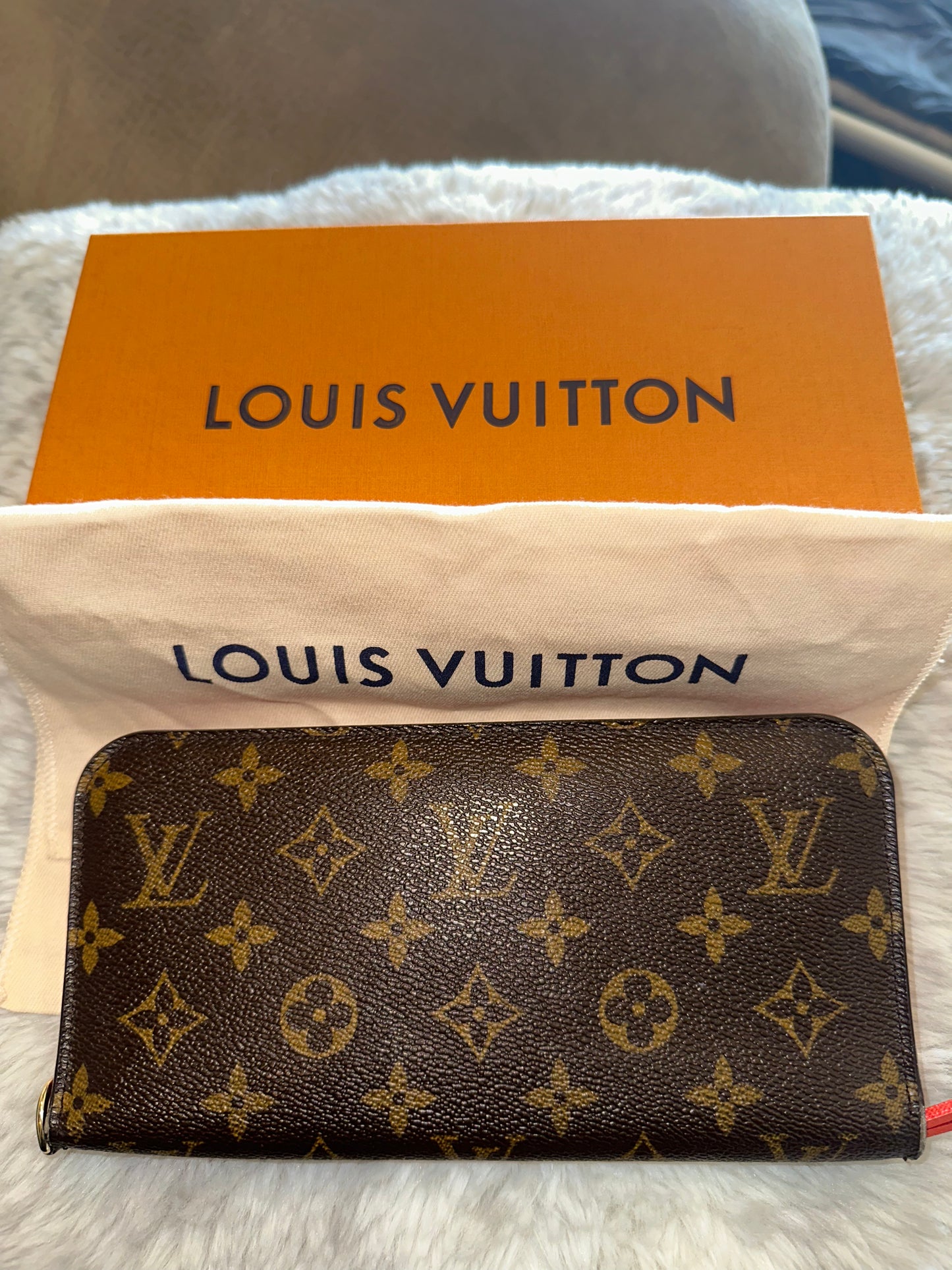 Pre-Loved Authentic Louis Vuitton Monogram Insolite Wallet – Piment Interior