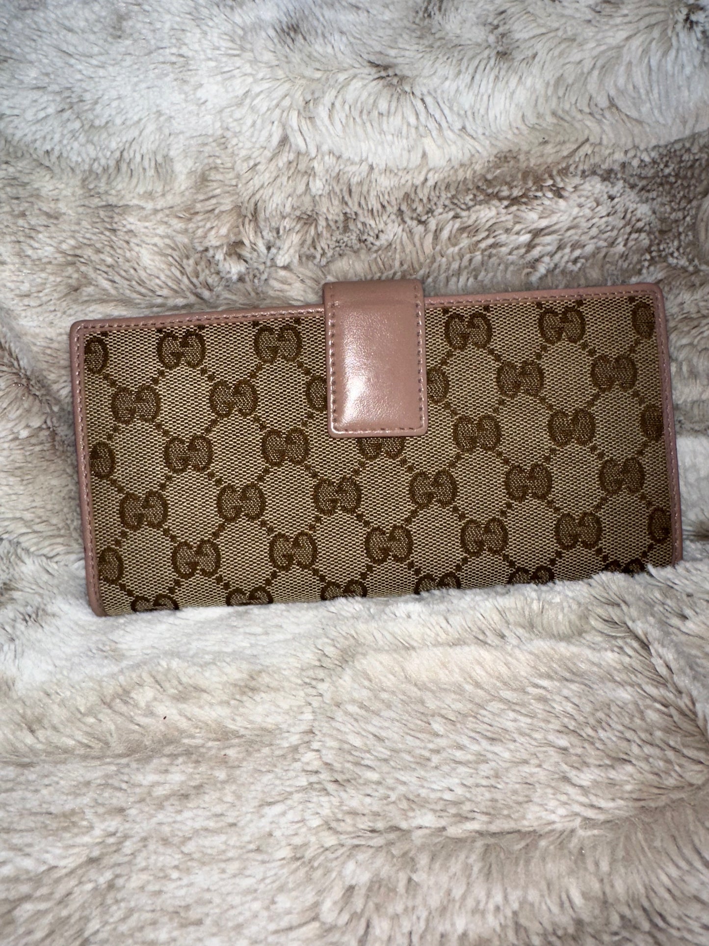 Pre-owned Gucci GG Canvas Mayfair Continental long wallet with a pink leather bow accent #12 AUTHENTIC
