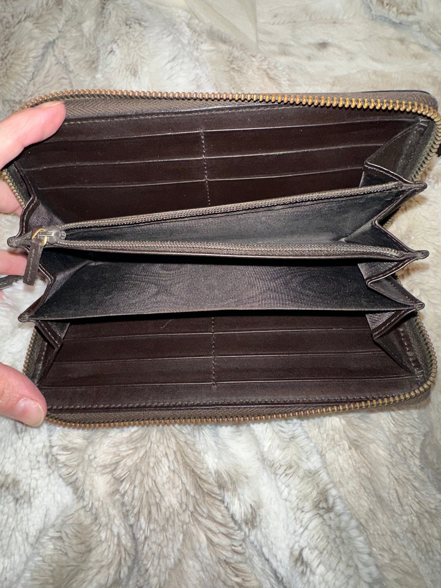 Pre-owned Gucci Studded Diamanté Continental Zip Around Wallet in dark brown leather #15 AUTHENTIC