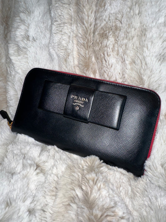 Pre-owned AUTHENTIC Prada Saffiano leather zip-around wallet with bow #21