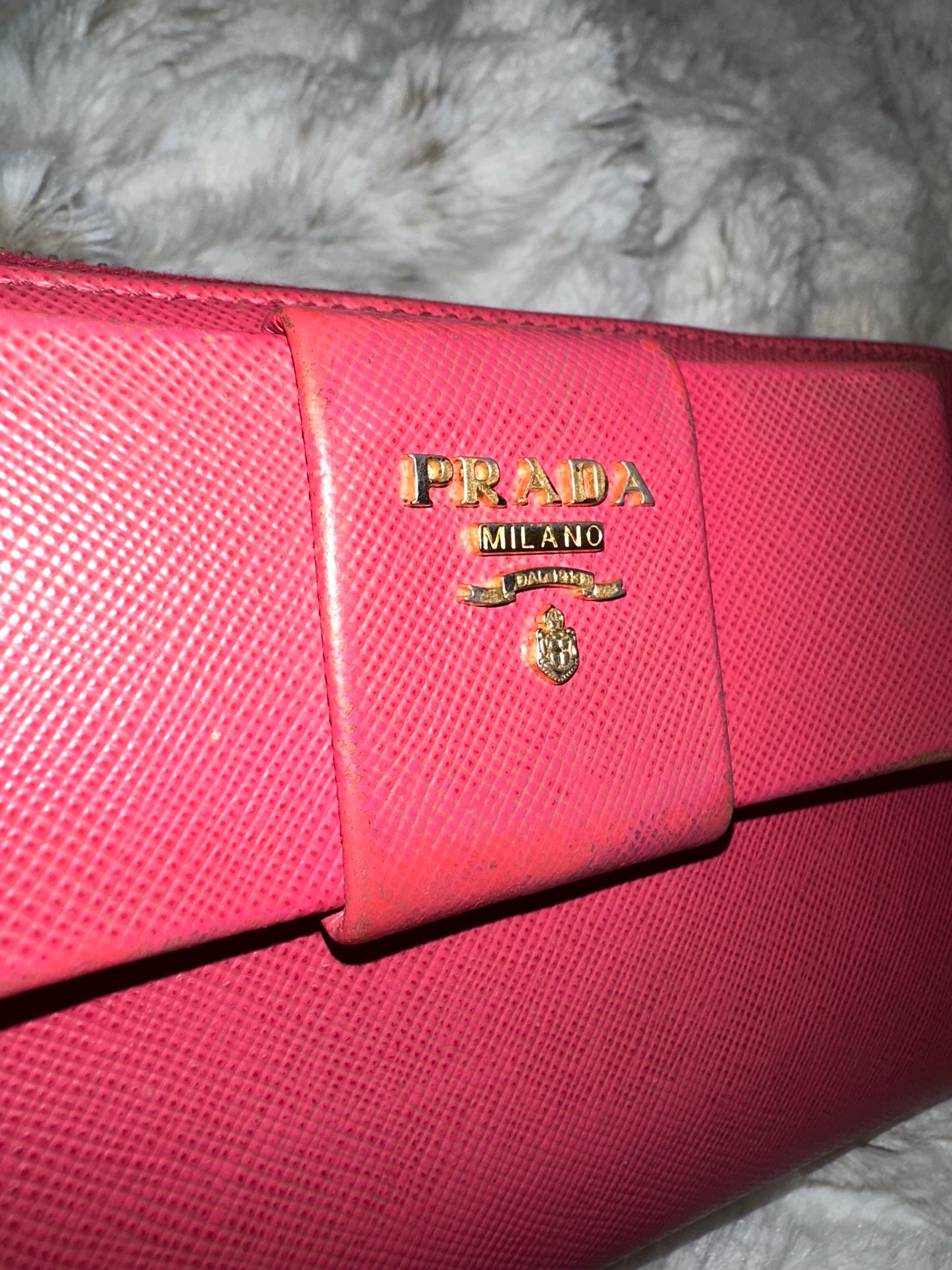 Pre-owned AUTHENTIC Prada Saffiano Leather Bow Zip-Around Continental Wallet #25