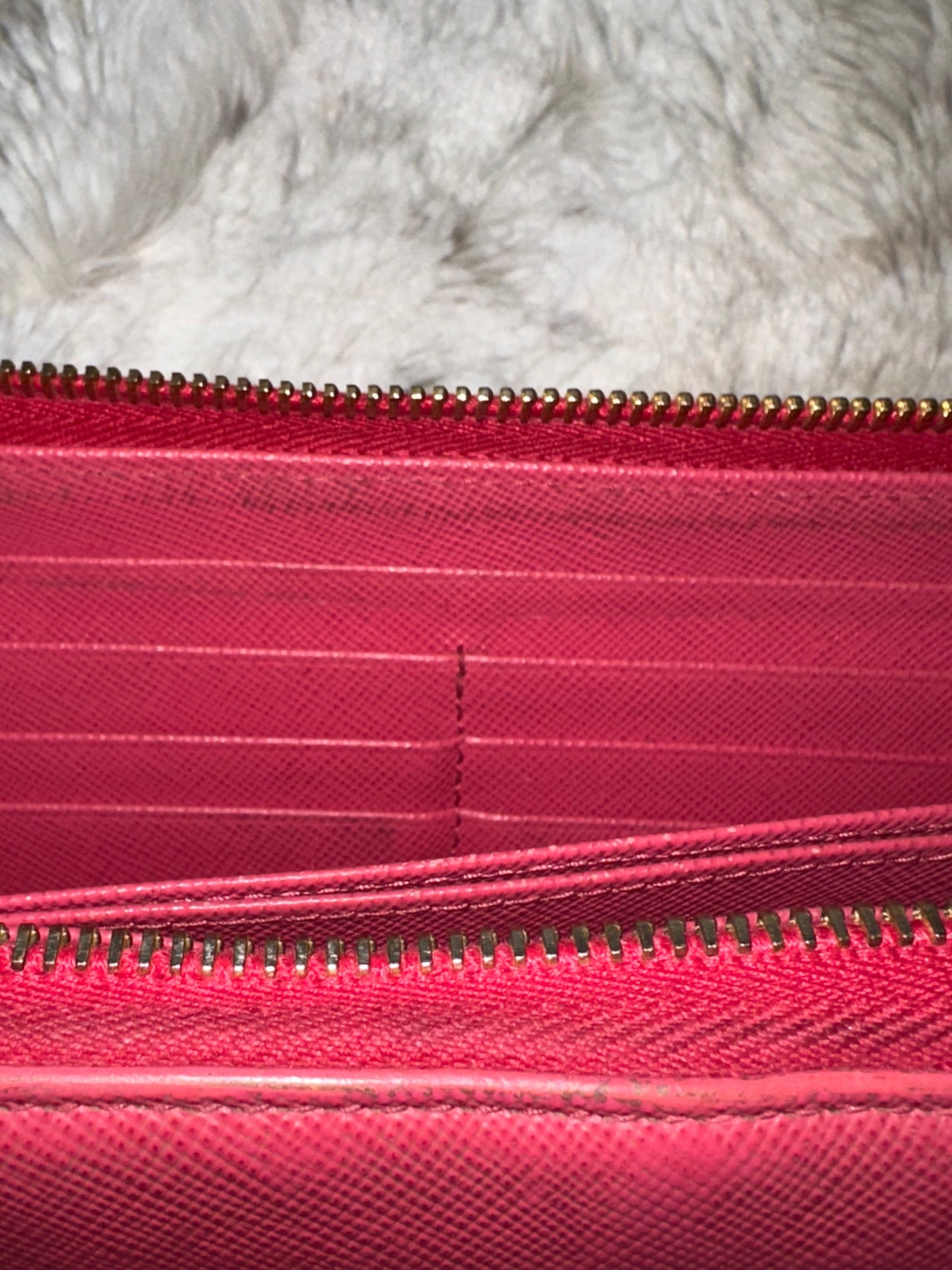 Pre-owned AUTHENTIC Prada Saffiano Leather Bow Zip-Around Continental Wallet #25