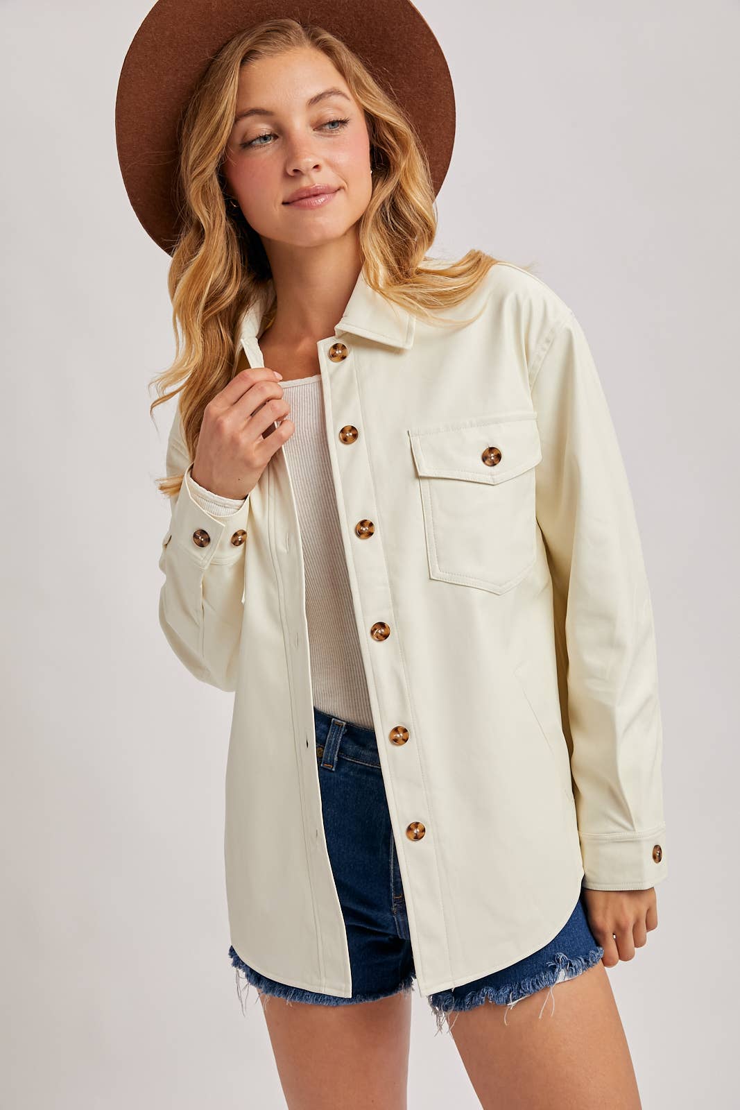 Bluivy - VEGAN LEATHER SHACKET: ECRU