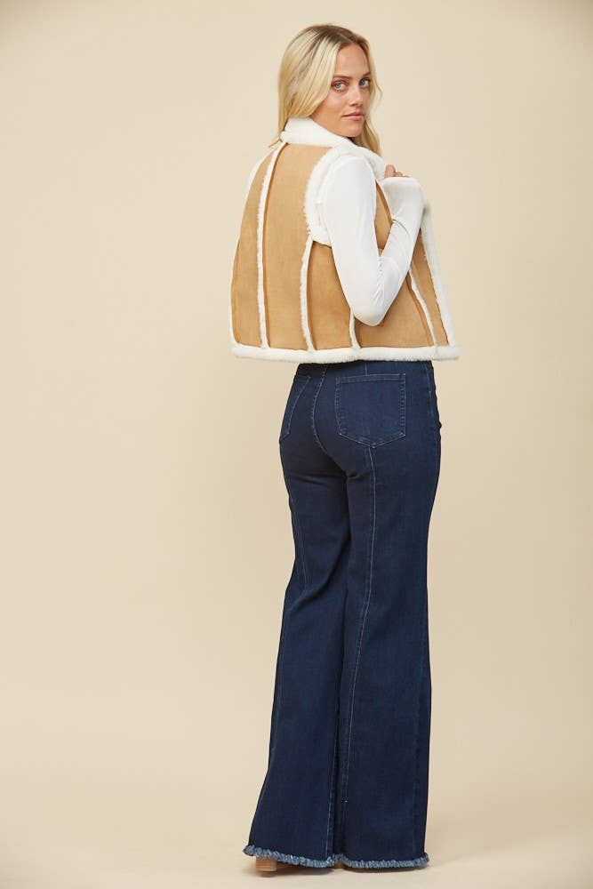 CONTRAST SHEARLING VEST