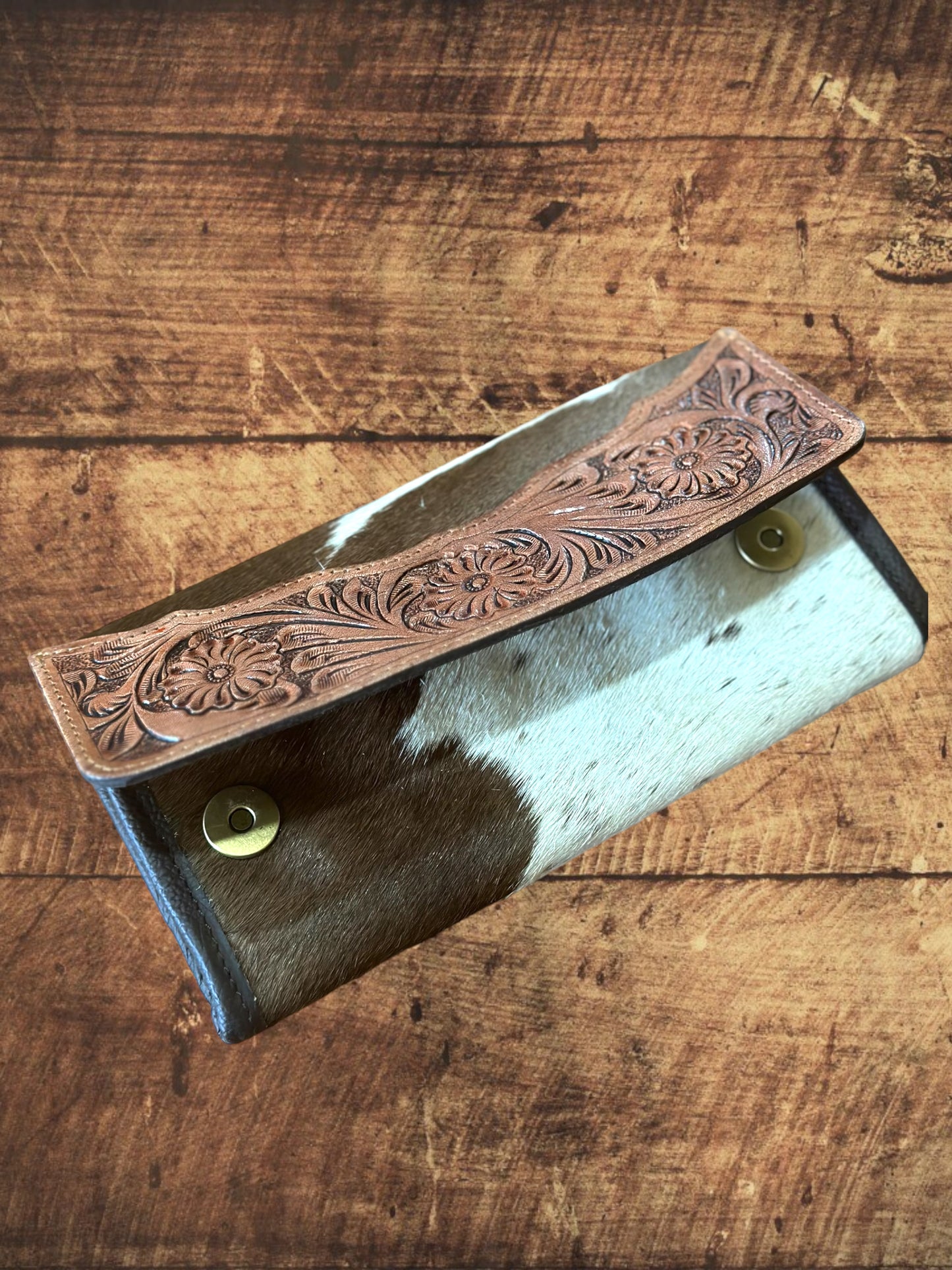 Tooled cowhide Trifold Wallet