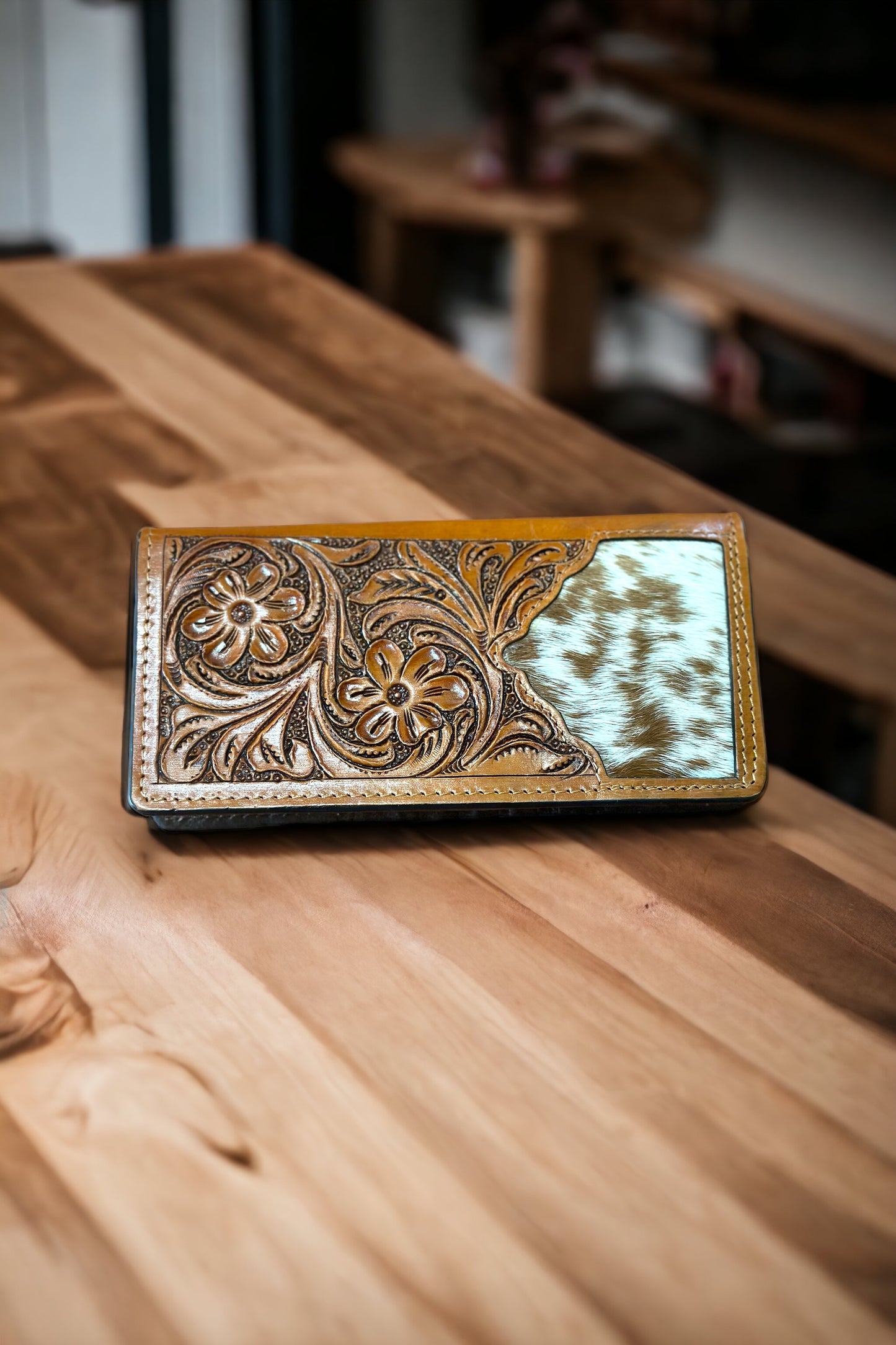 Tooled Men's Cowhide wallet