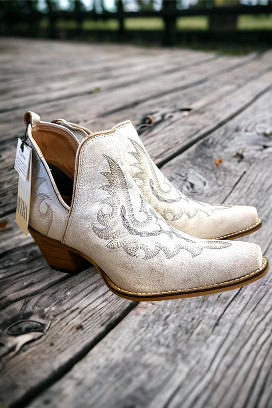 Western Leather Booties - Distressed white