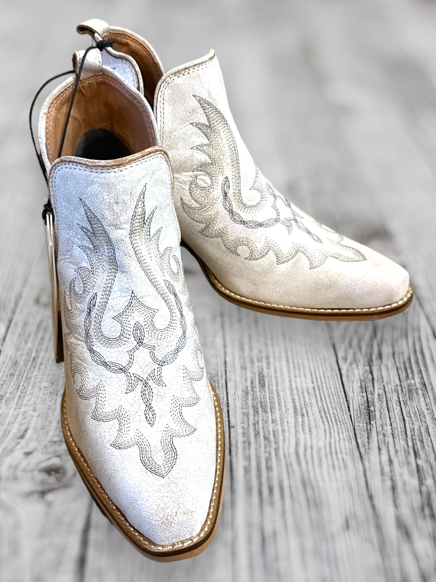 Western Leather Booties - Distressed white